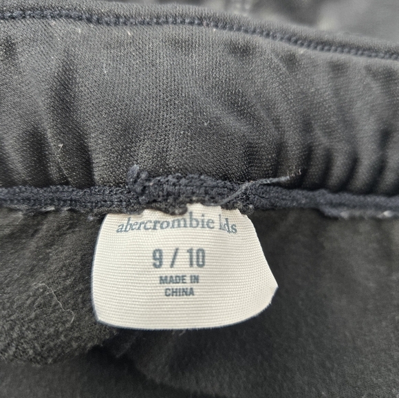 ABERCROMBIE KIDS FAUX LEATHER BLACK PANTS SPLIT CUFF LINED GIRLS YOUTH 9/10 A&F - Picture 8 of 13